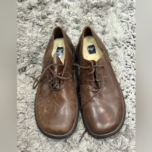 Dr Martens Shoes Womens 7 Lorrie III Brown Leather Oxford Shear Lined Air Sole